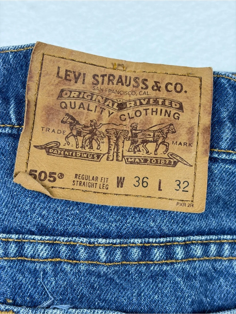 Vintage Levis Jeans Mens 36x32 Blue 90s Orange Tab 505 Straight leg Made Mexico